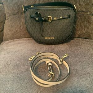 Authentic Michael Kors Signature Crossbody/ Satchel Handbag